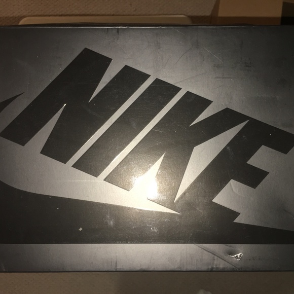 Nike Air Foamposite One "Alternate Galaxy" - Picture 3 of 3